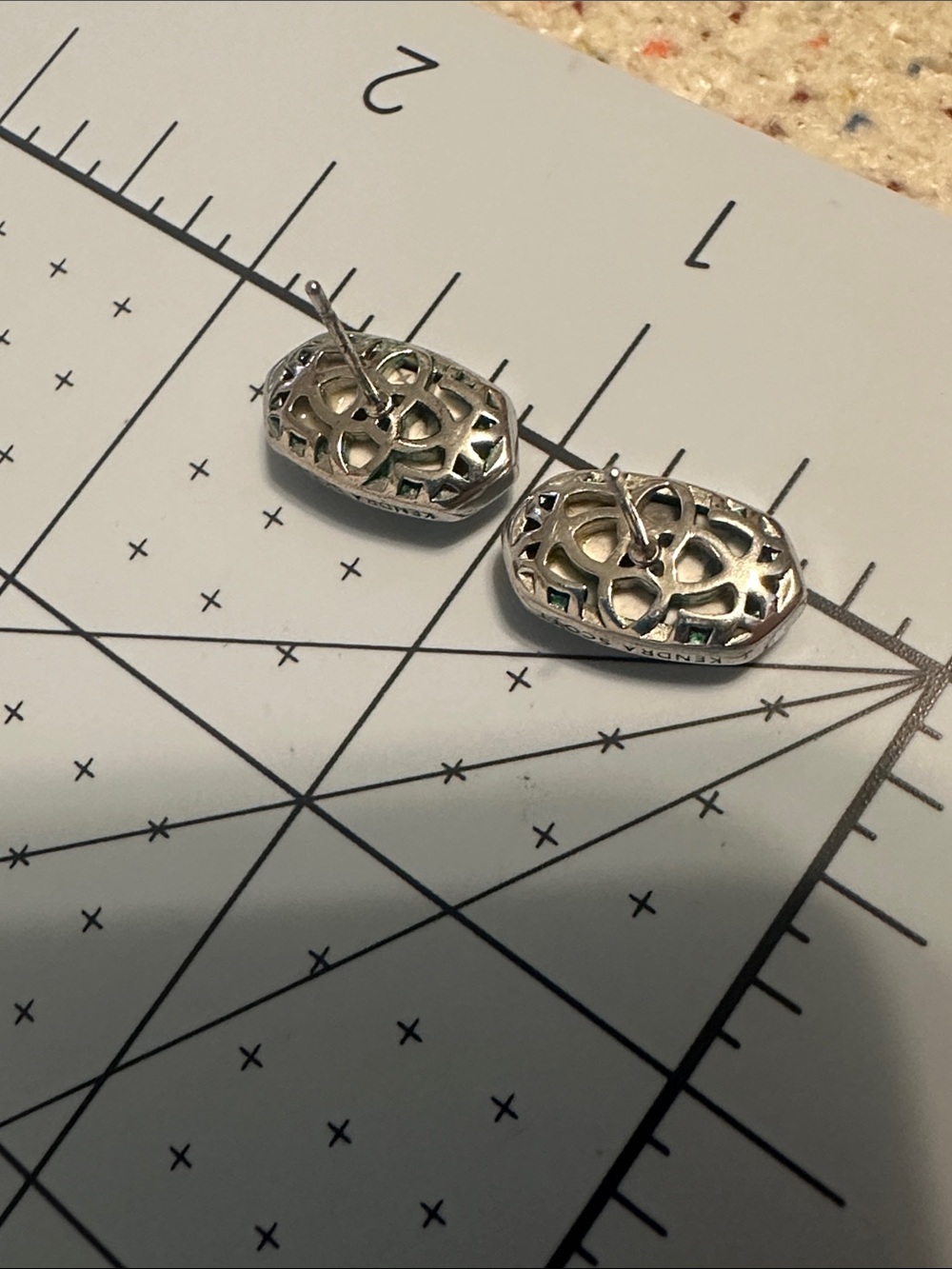 Kendra Scott Ellie Stud Earrings in Silver/Howlite - Picture 5 of 5